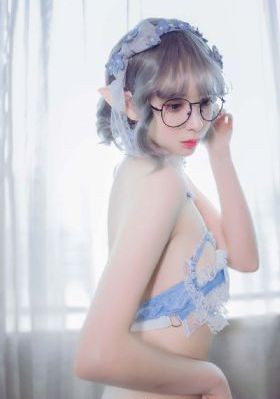 一本不卡_迅雷在线观看